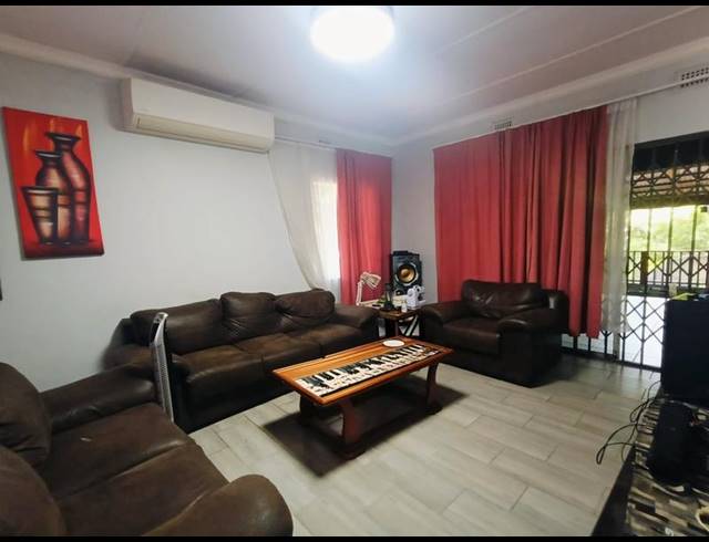 3 BEDROOM HOUSE FOR SALE IN ARBORETUM